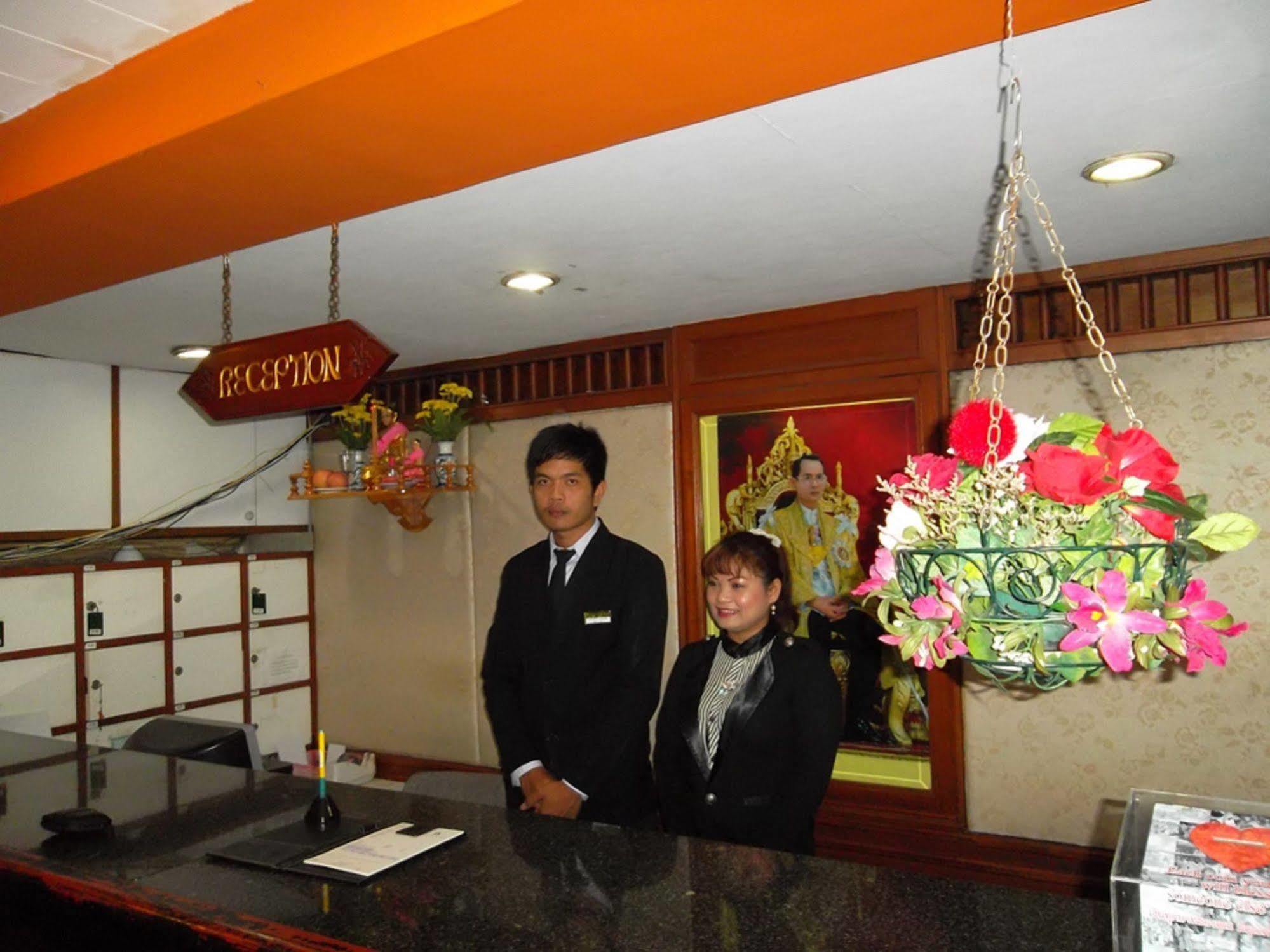 Amarin Nakorn Hotel Phitszanulok Kültér fotó